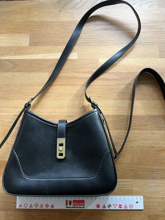 Handtasche