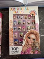 TopModel unghie finte autoadesive - set nuovo! 47