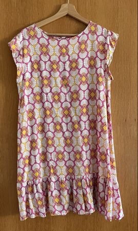 Cute Floral Print Summer Dress With Ruffle Hem Sz M
