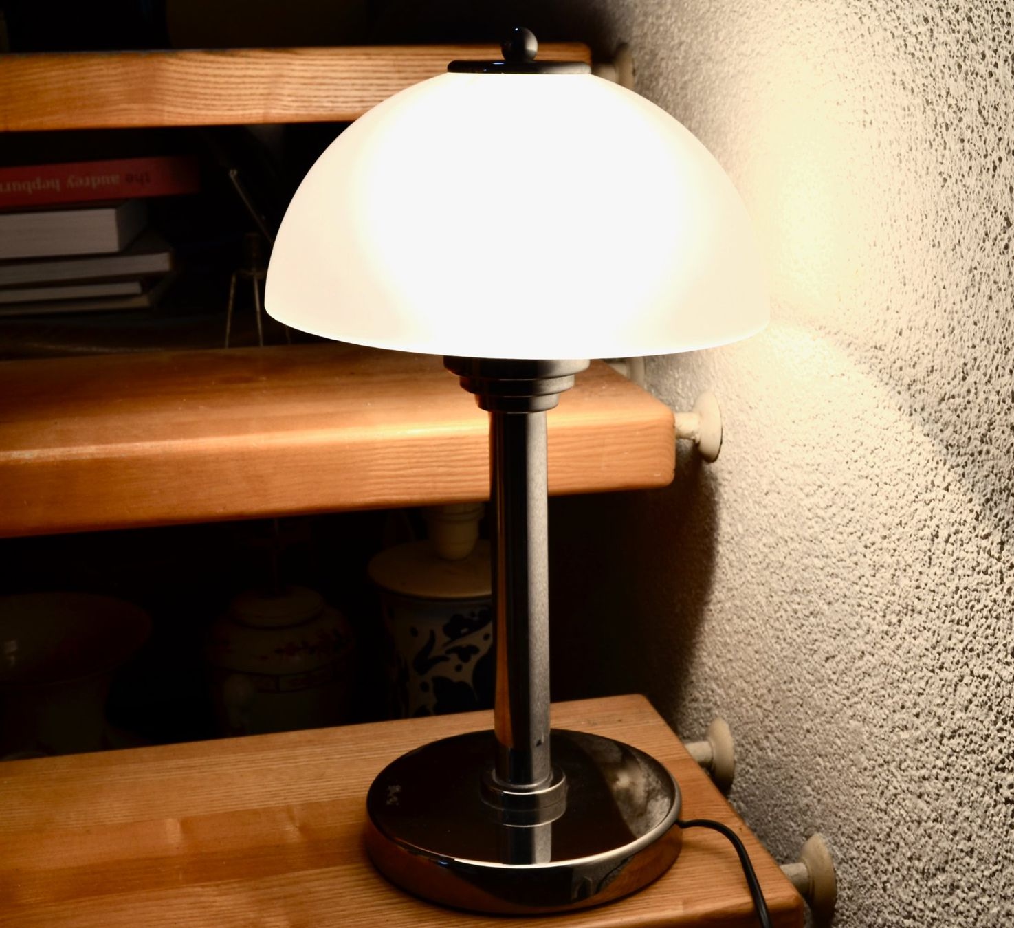Lampade: Tischlampe. Chrom/Glas, 1991. – Usato da Meilen venduto da glenbeigh 6