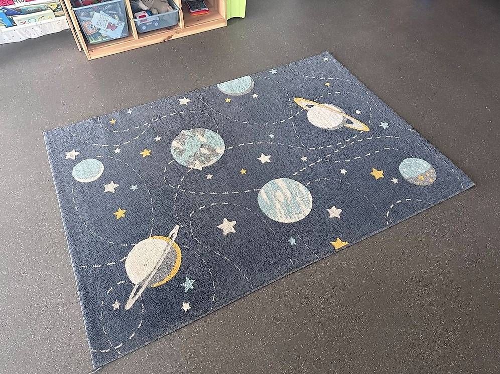 Teppiche: Lytte Kinderteppich Apollo Blau  – Gebraucht aus Zürich von ivn_pr75