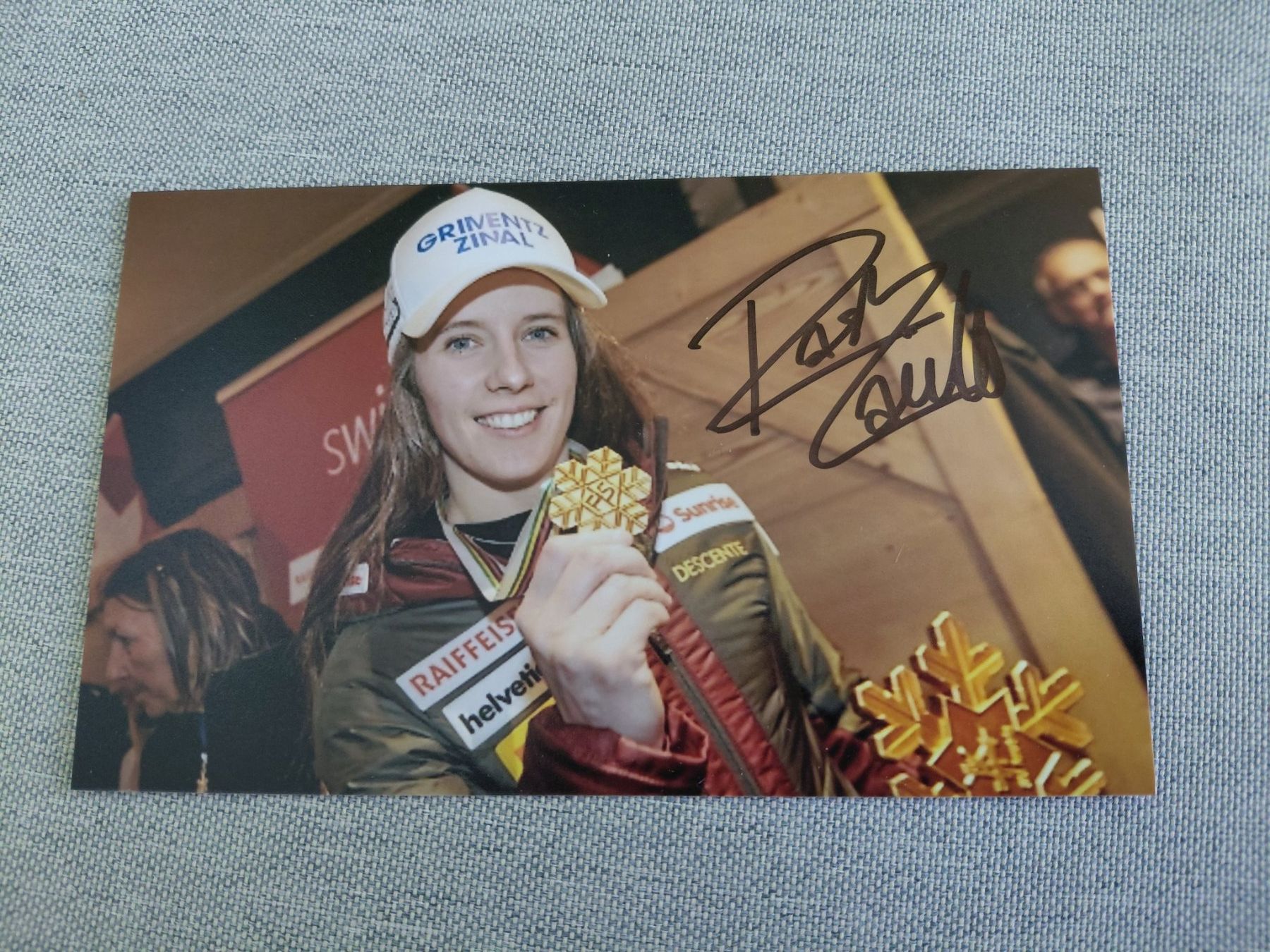 Autografi: Autogramm Camille Rast – Usato da Schmerikon venduto da Olympia04