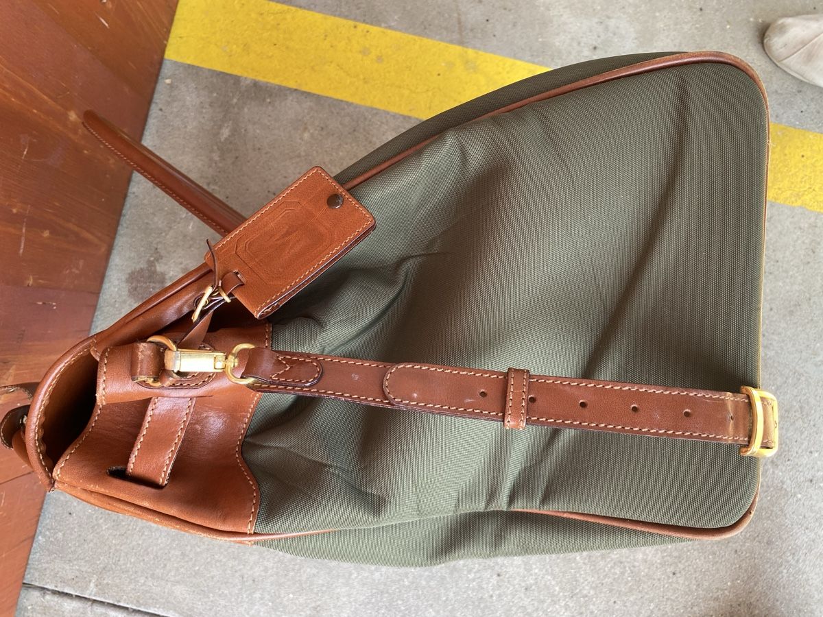Taschen: Reisetasche Leder – Gebraucht aus Glattbrugg von Pischte.Brockenhaus 5