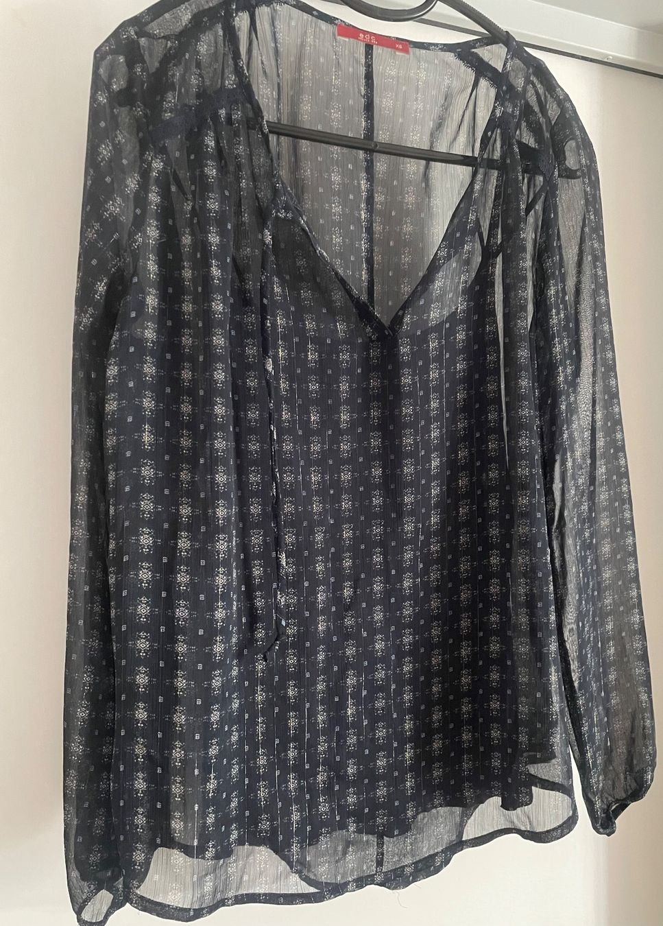Esprit Camicette: Esprit EDC, Coole halbtransparente Bluse, Grösse XS – Usato da Niederweningen venduto da baghirac 2