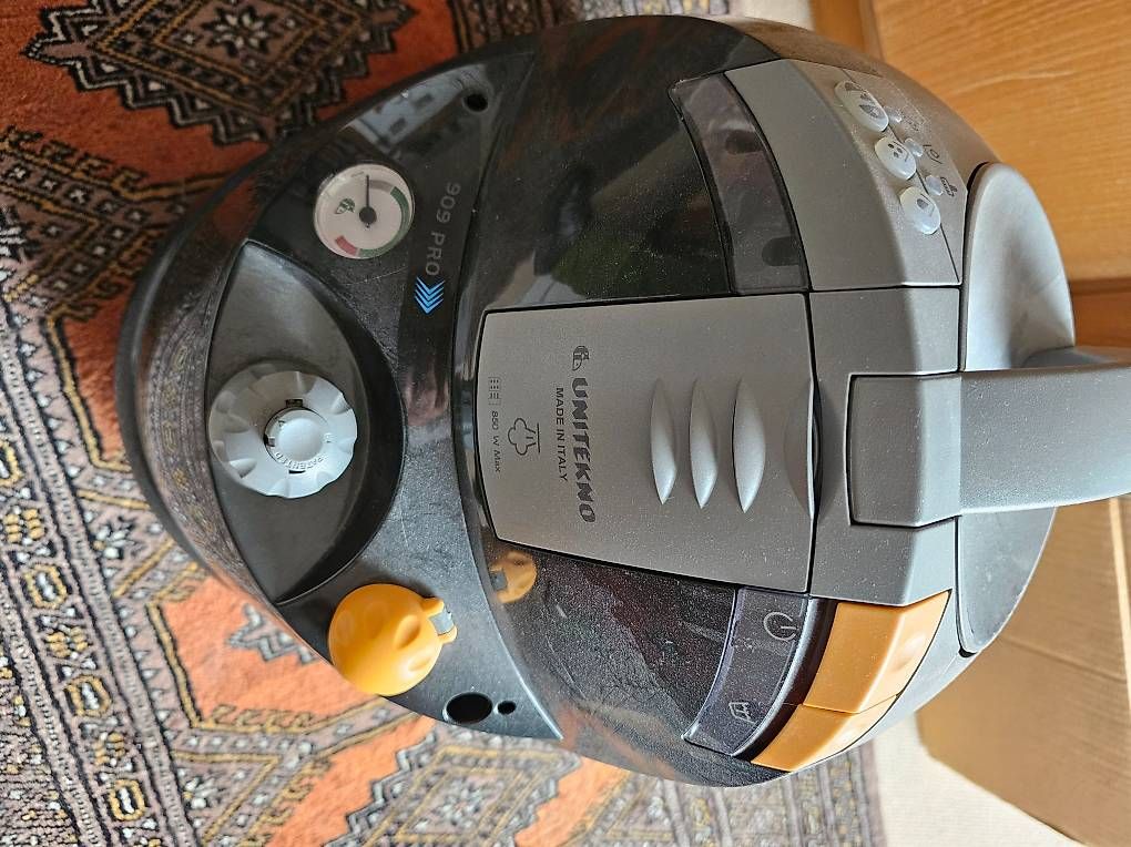 Dampfreiniger: Unitekno 909 Pro Dampfreiniger – Gebraucht aus Birmensdorf von naegeliv