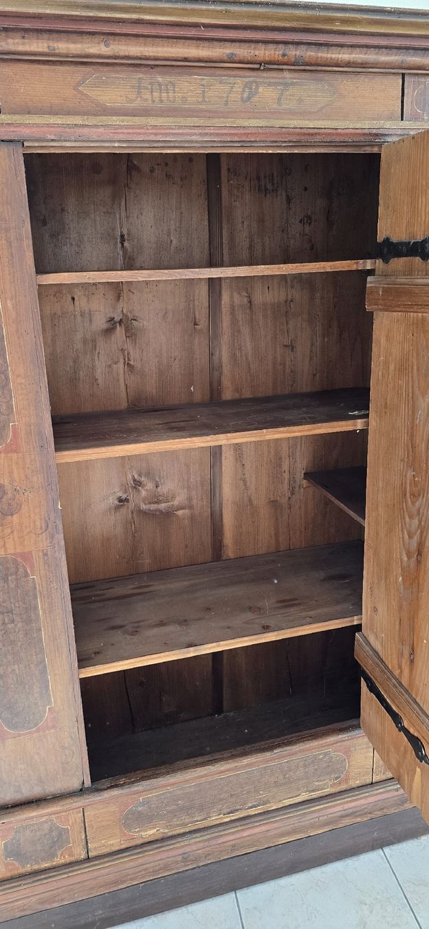Armadi: Antiker Bauernschrank  – Usato da Brunegg venduto da Metter01 4