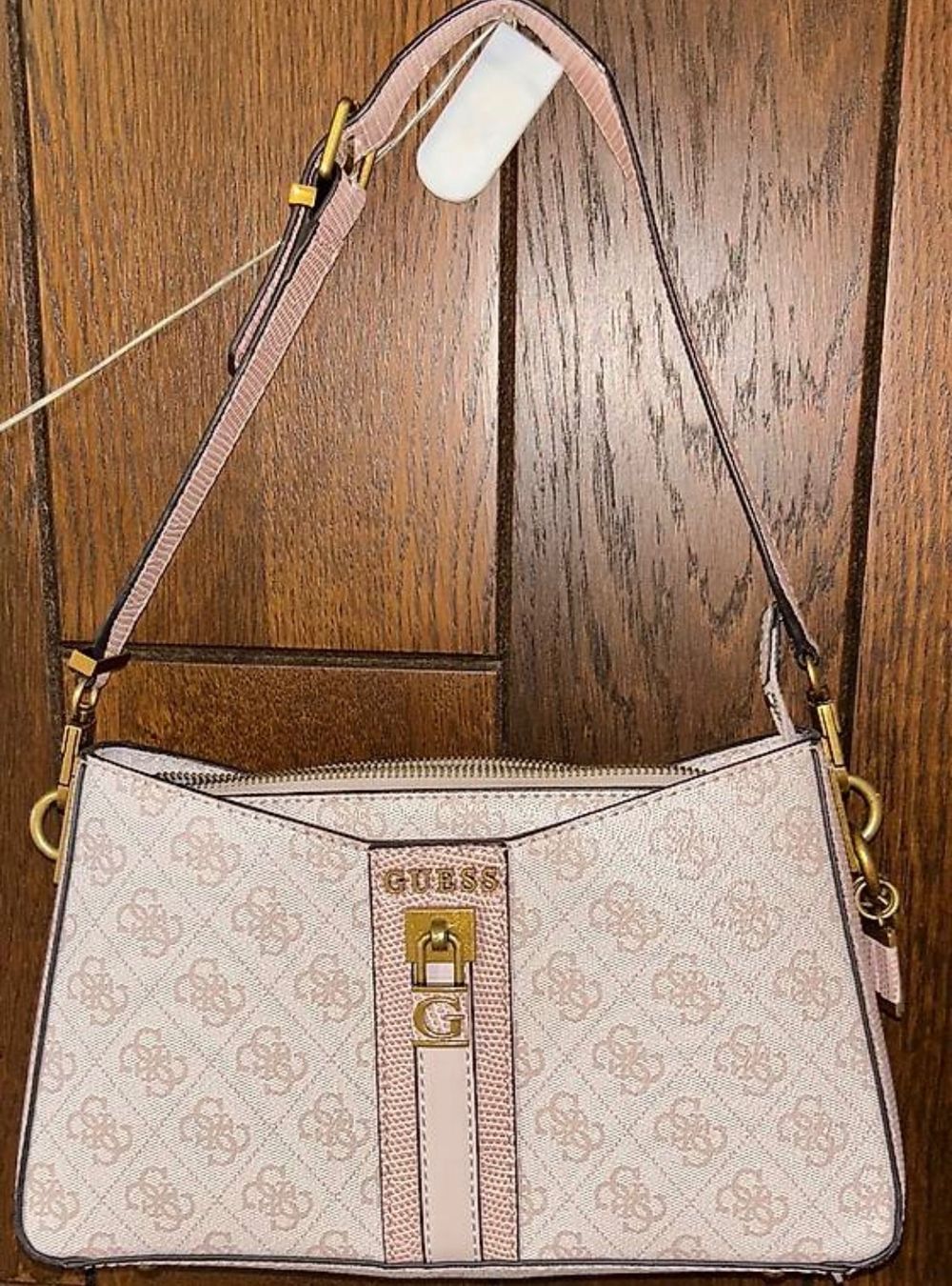 Guess Taschen für Damen: Originale Guess Handtasche – Gebraucht aus Heerbrugg von mel_sh6c
