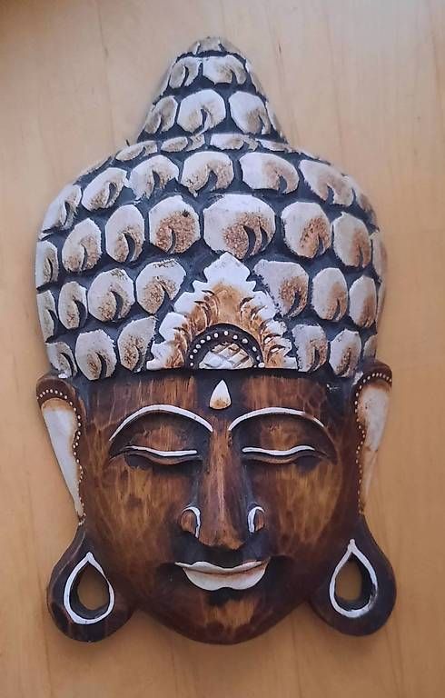 Maschere: masque bouddha 31x18cm – Usato da La Chaux-de-Fonds venduto da sophieno 1