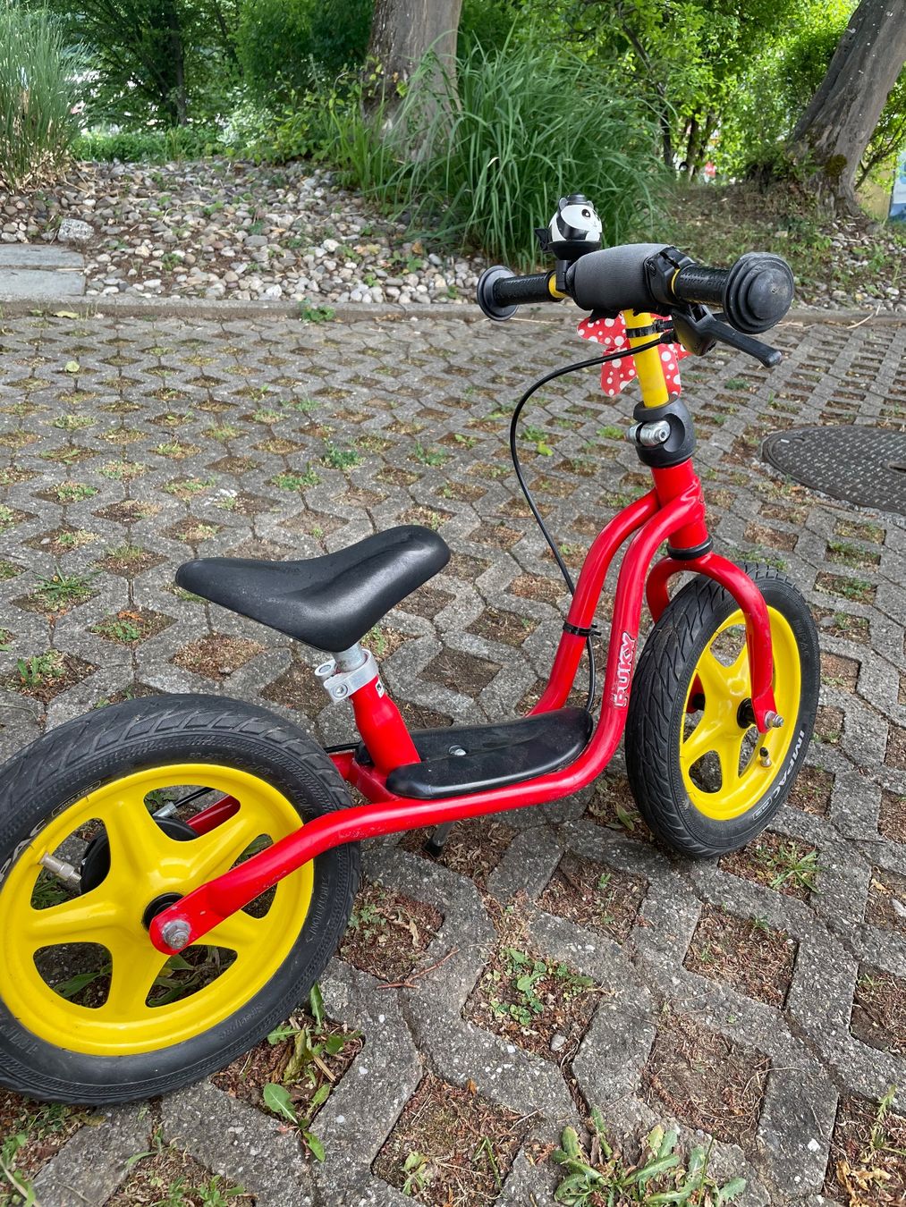 Puky Veicoli per bambini: Puky Laufrad mit Helm – Usato da Therwil venduto da qia_cw8f