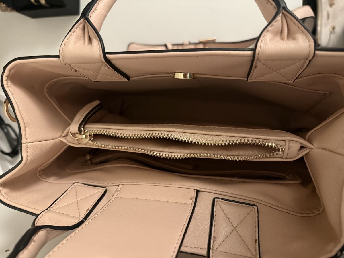 Valentino Borse da donna: Valentino – Nuovo (secondo la descrizione) da Baden venduto da baj_x6v2 1