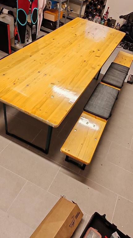 Set di tavolo e panche: Table + 2 bancs bois 2,2m – Usato da Penthaz venduto da GGE01 1