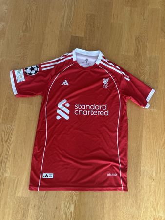 Liverpool Trikot M. Salah Grösse S Adidas rot Kinder