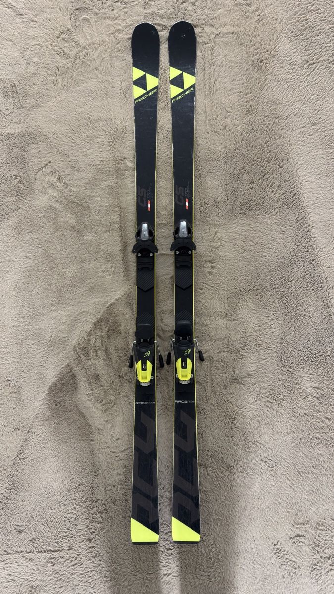 Fischer Skis: Fischer Racecode Ski CS 170cm mit Bindung Top Zustand  – Gebraucht aus Dietlikon von kickboxer_999