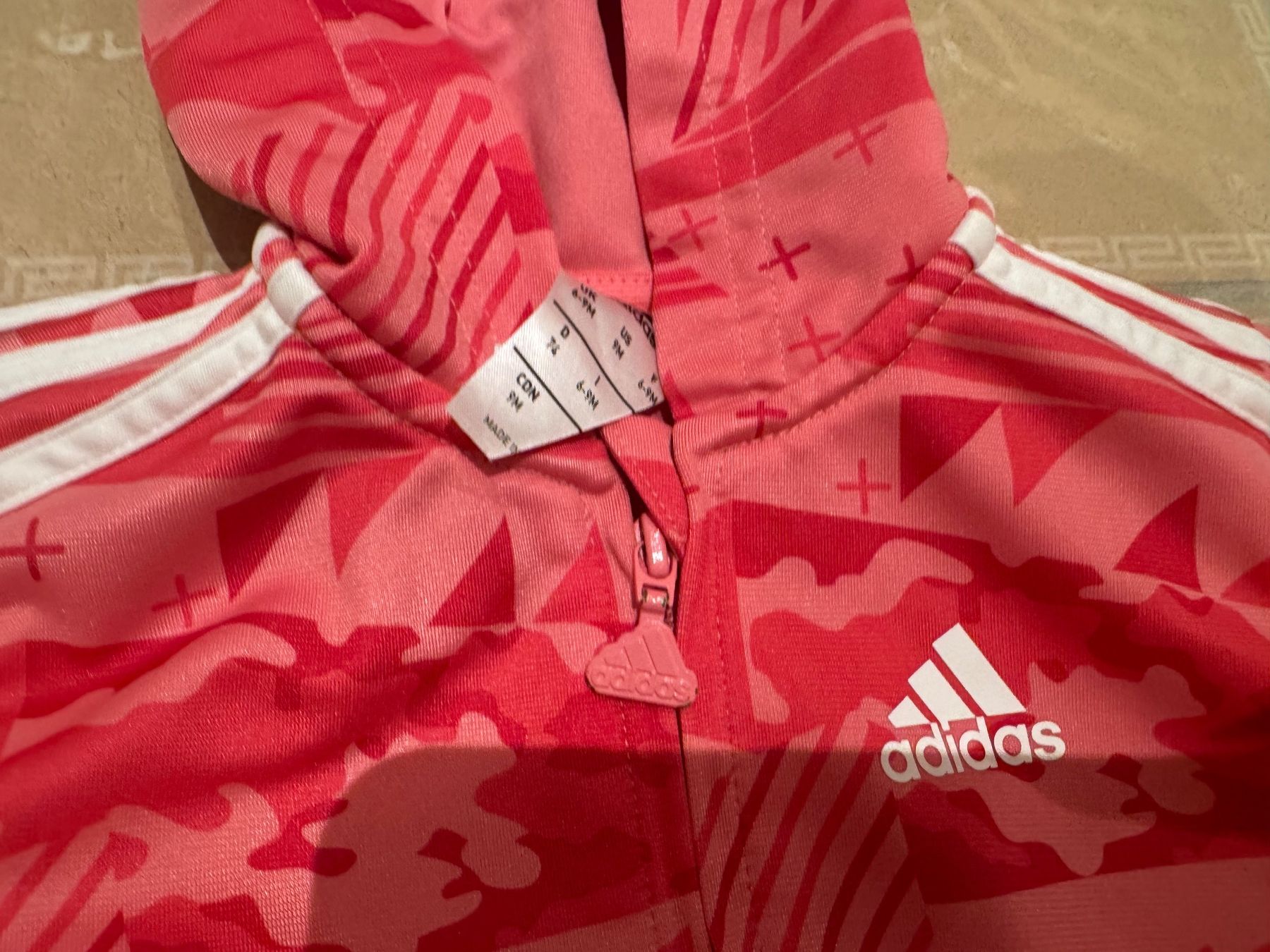 Adidas Giacche & Cappotti: Adidas süsse NWT Jacke, 6-9Mt – Nuovo (secondo la descrizione) da Klingnau venduto da Markus14 1
