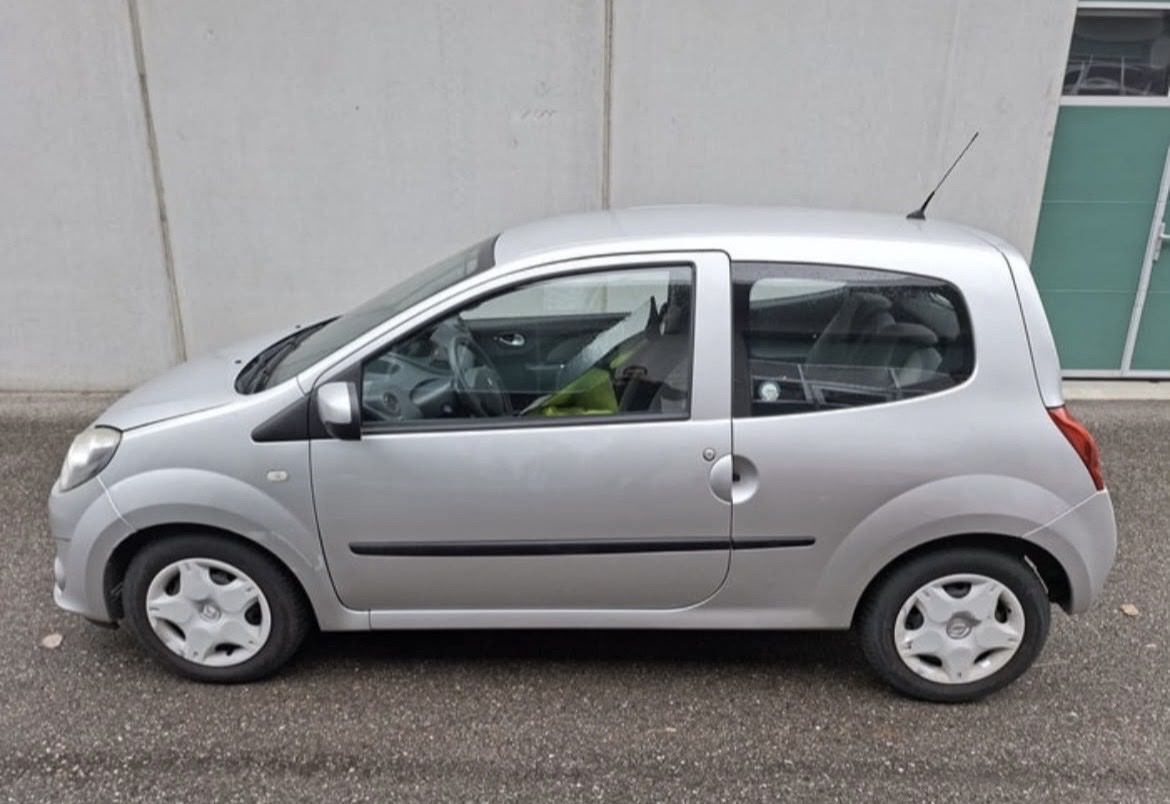 Renault Automobili: RENAULT Twingo 1.2 16V Dynamique, 04.2011 – Usato da Gurbrü venduto da ric_sbs6 1