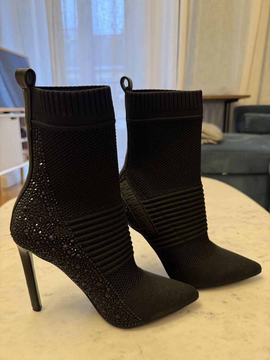 Steve Madden Scarpe da donna: High Heel Boots Steve Madden (37) – Nuovo (secondo la descrizione) da Genève venduto da cat_8jbv
