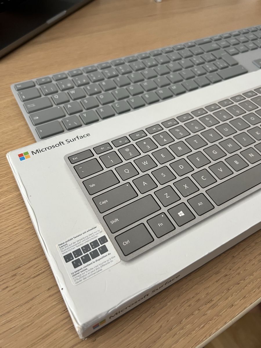Microsoft Tastiere: Microsoft Surface Keyboard Bluetooth Tastatur – Usato da Zürich venduto da lwid