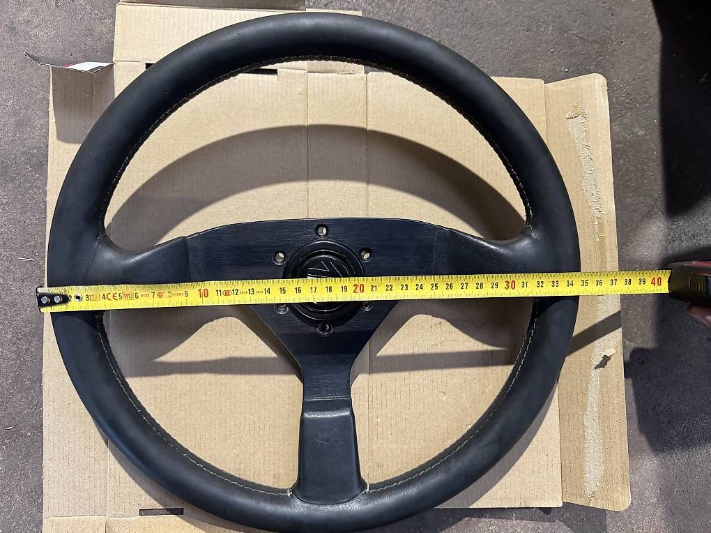 Alle Autoersatzteile: Momo Lenkrad 34cm – Gebraucht aus Hinwil von Jana0negative 1
