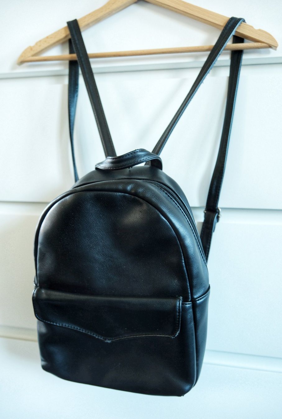 Zaini: kleiner Rucksack EVEN&ODD (Lederoptik - schwarz) – Usato da Wohlen AG venduto da Exitburn 1