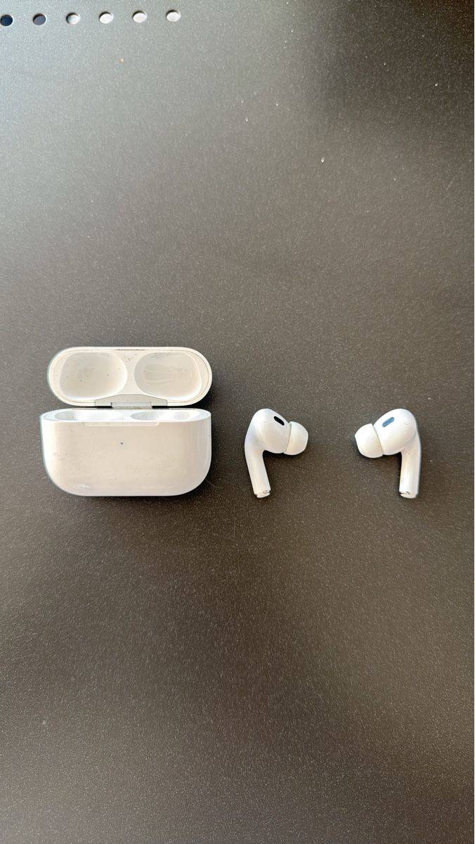 Apple Casques audio: Apple AirPods Pro – Défectueux à Unterentfelden par Ecru.store