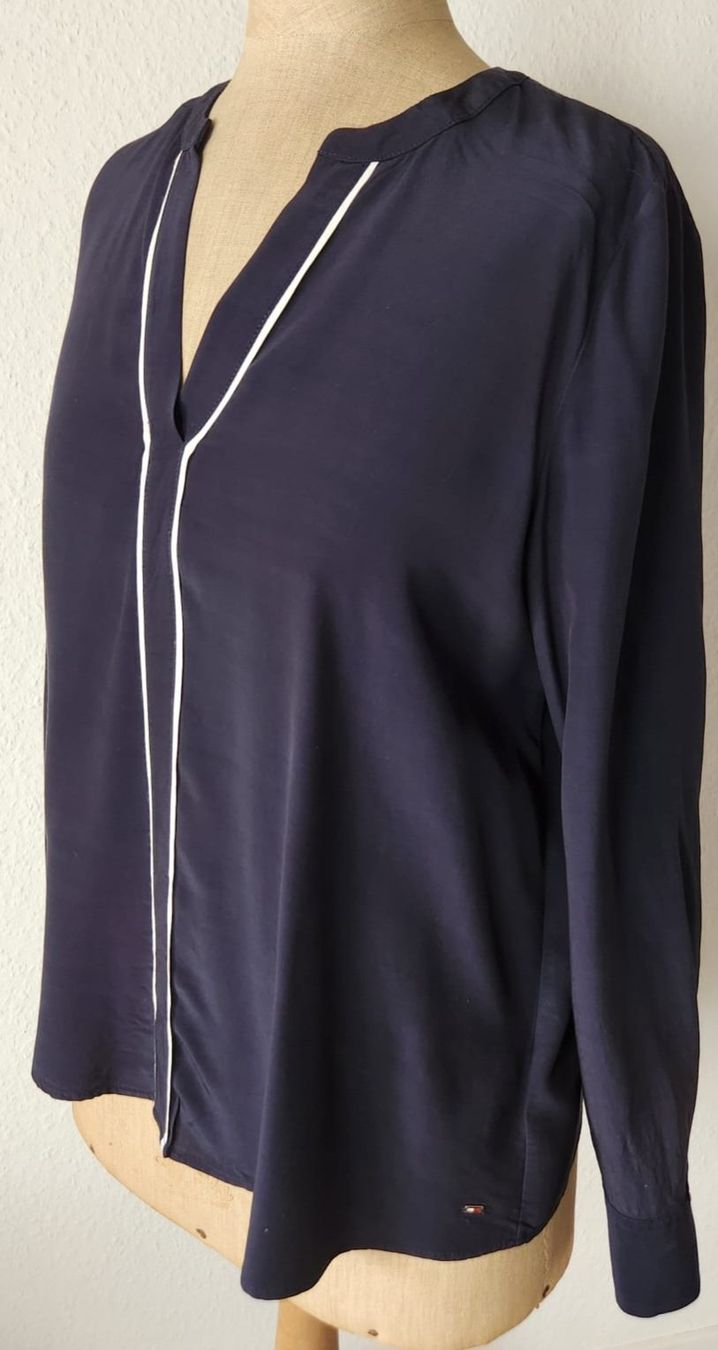 Tommy Hilfiger Camicette: Tommy Hilfiger Bluse, Gr. 38, Dunkelblau – Nuovo (secondo la descrizione) da Zürich venduto da Stephs13 1