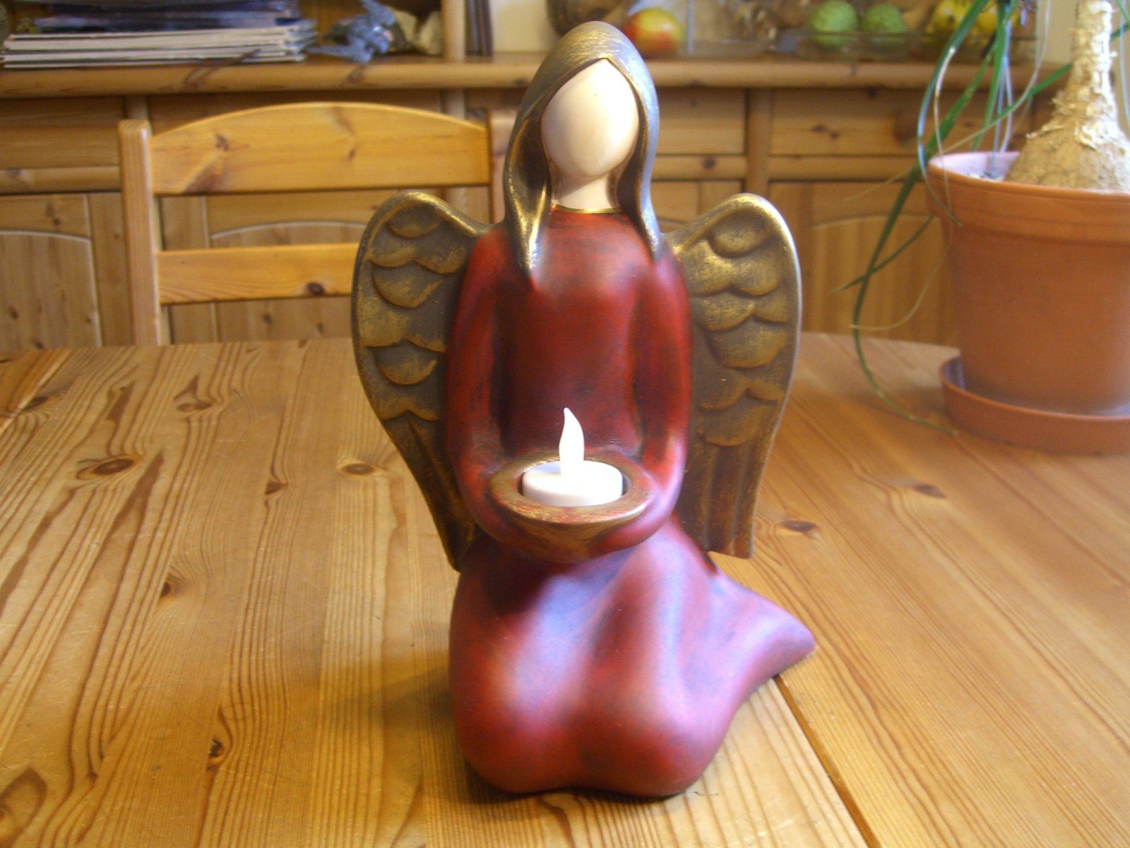 Statuette: wunderschöner, kniender "Formano" Engel m.Teelicht, Keramik – Usato da Winterthur venduto da Gaia 1