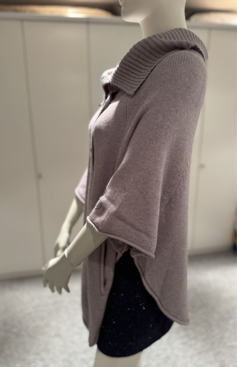 Giacche: Cape-jaquette Bérénice  couleur prune 40-42 – Nuovo (secondo la descrizione) da Genève venduto da flocon06 3