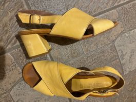 37_natural very soft leather_made in Italy