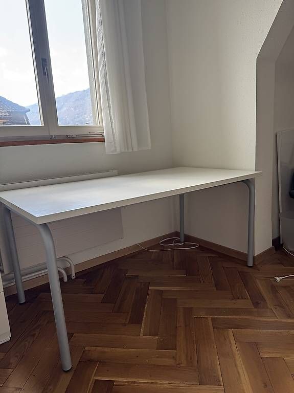 Scrivanie: Tisch Pfister weiss 160x80 – Usato da Biel/Bienne venduto da l.v.ds