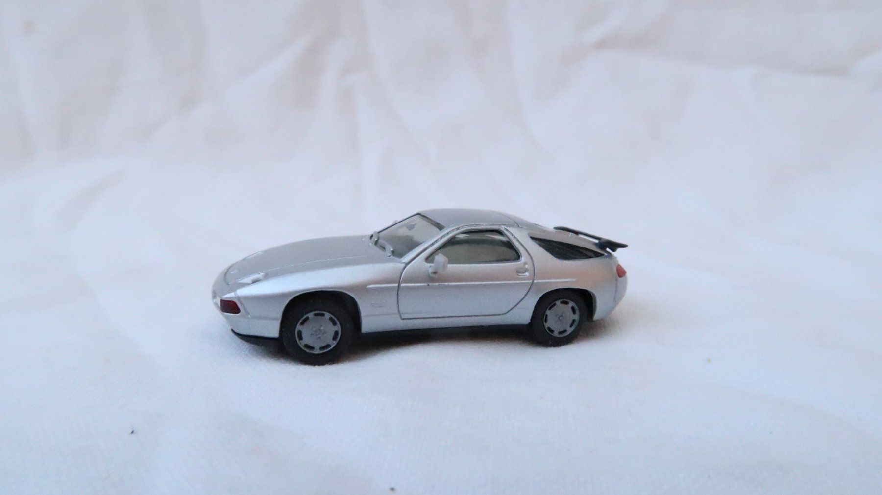 Porsche Modellautos: Herpa Porsche 928 S4 – Gebraucht aus Muttenz von Laeckerlihamschter 2