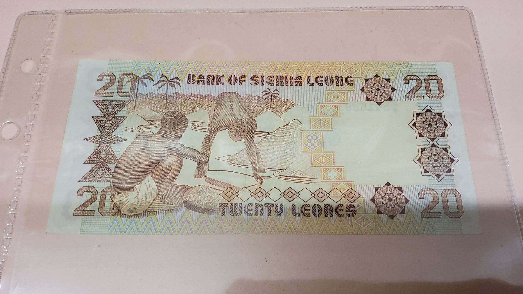 Banconote: 20 Leones Sierra Leone 1988 NEU – Nuovo e nell'imballaggio originale da Herisau venduto da Nluanalucas 1