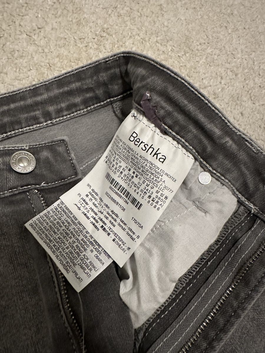 Bershka Jeans: Jeans Bershka | 38 | grau – Nuovo (secondo la descrizione) da Spreitenbach venduto da Sujrkwxl 2