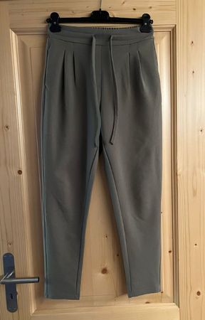 Schlichte, bequeme olivgrüne Hose von Zebra Gr. XS - 241214