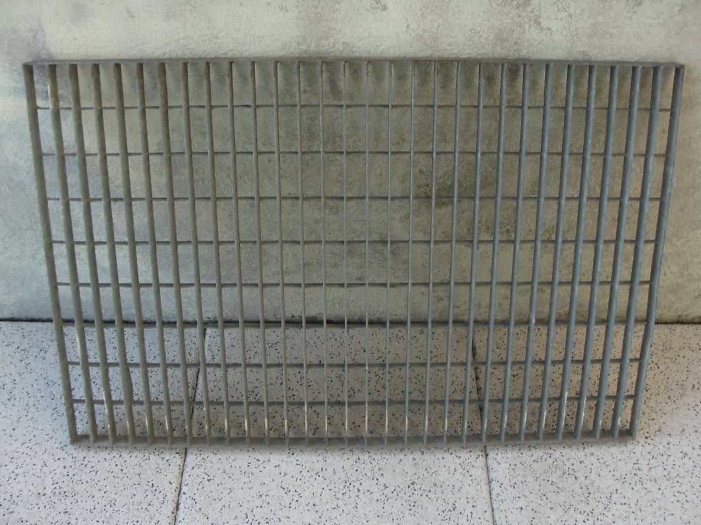 Grilles & Grillages: Preiswert – D'occasion à Oberschrot par Schello