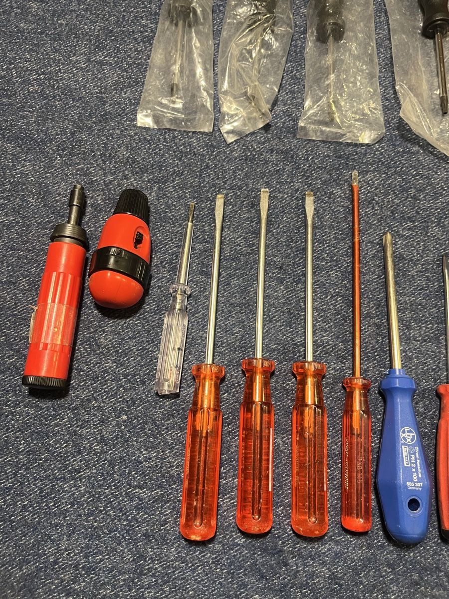 Alle Werkzeuge: Schraubendreher Set  gemischte Marken – Gebraucht aus Würenlos von jam_mv8g 4