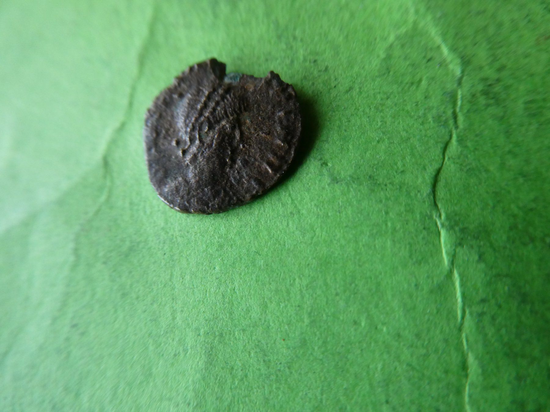 Tutti le monete: uralte Bronzemünze  12 mm     0.60 g – Usato da Hinterforst venduto da Rohusri 1