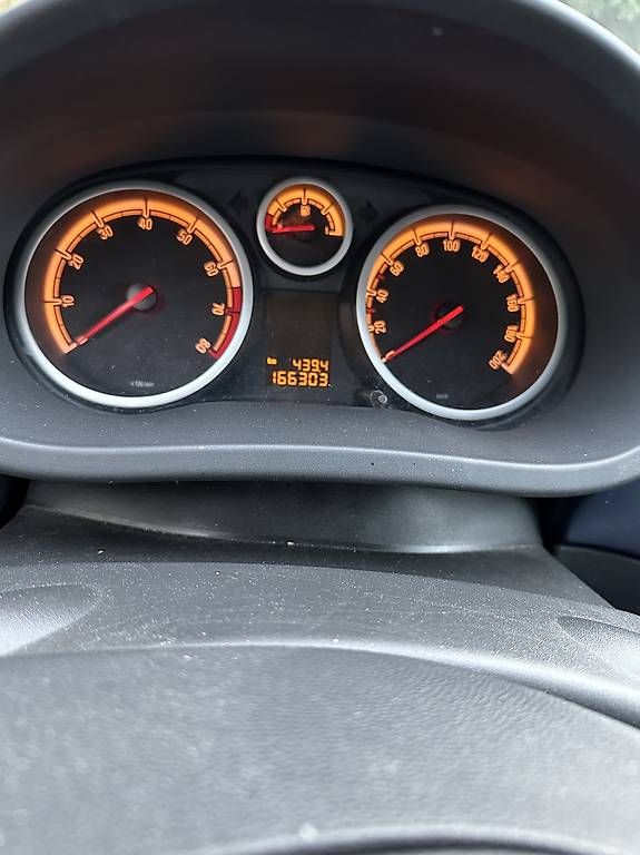 Autos: Opel corsa  – Gebraucht aus Mezzovico von Garagebazzy93 1