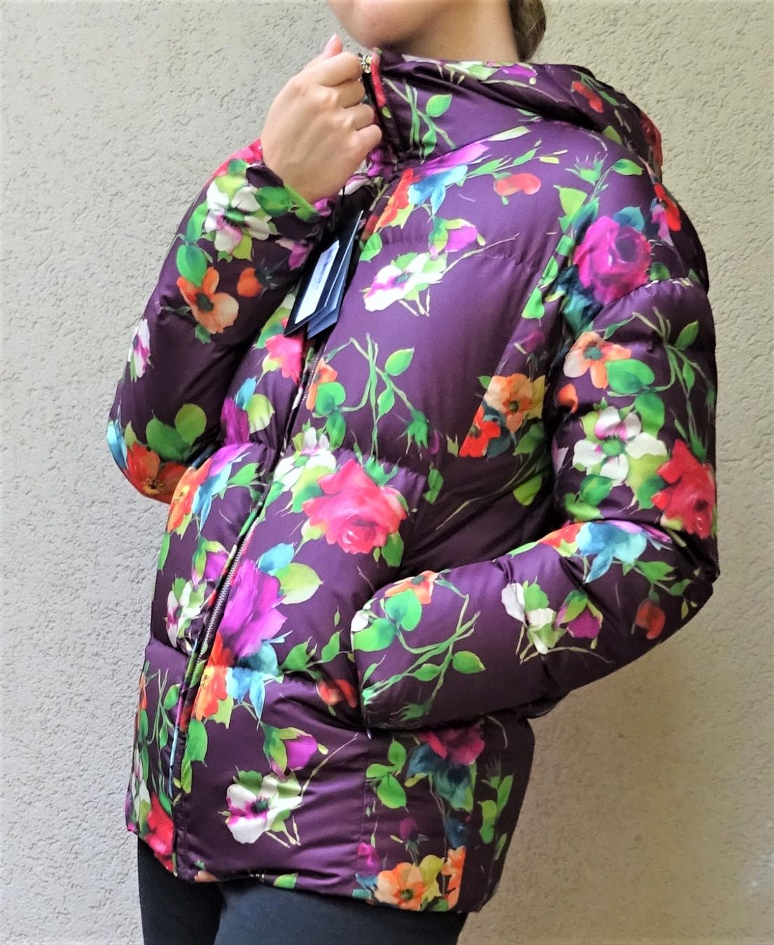 Vestes: BLUMARINE BELLISSIMO e COMODO piumino taglia : 42 IT – Neuf avec emballage d'origine à Bissone par vis_lpp9 2
