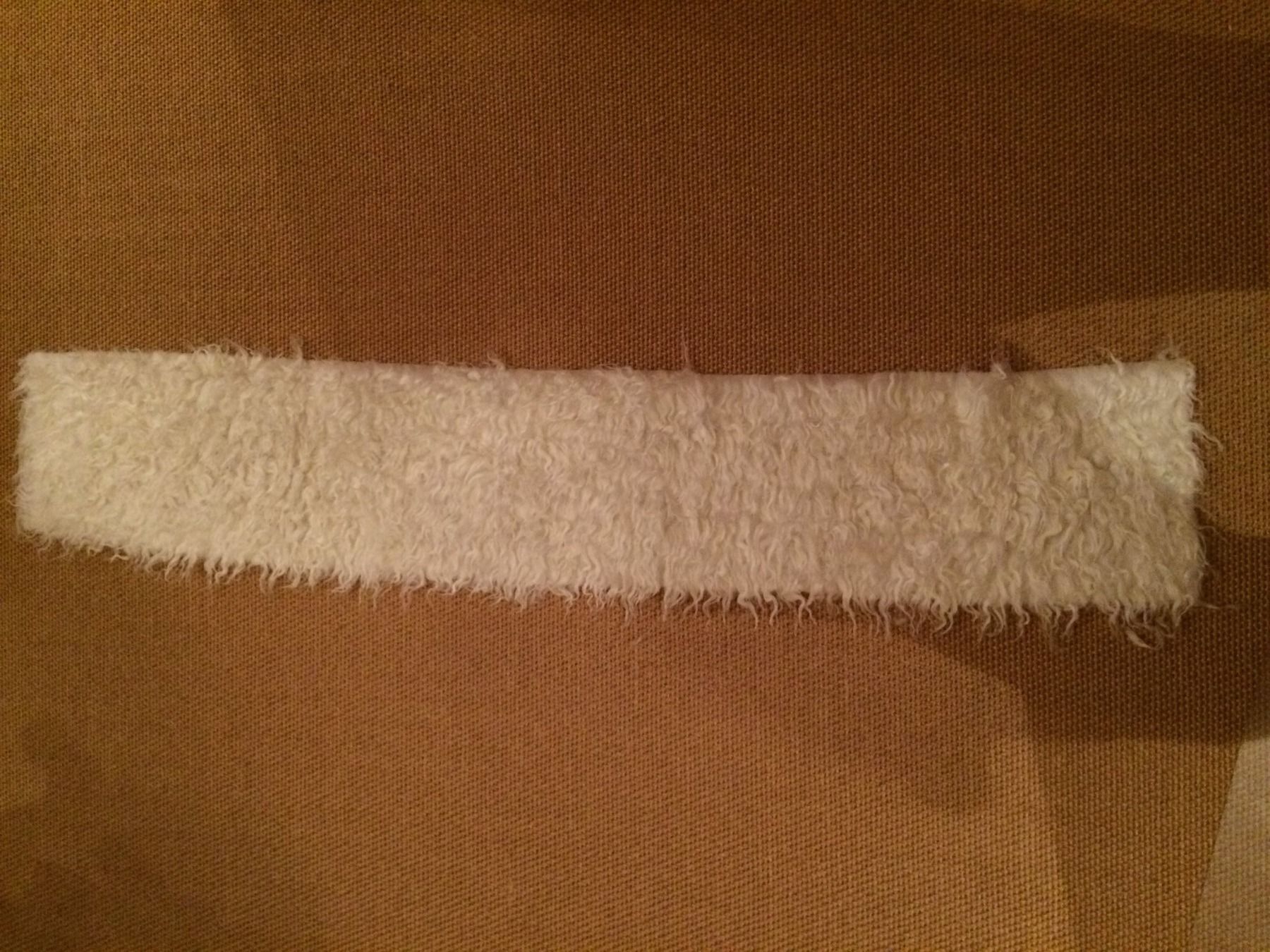 Tessuti: Plüschrest, weiss, L=128 cm, B=24 cm – Nuovo (secondo la descrizione) da Buchs AG venduto da ReaNaTsch 1