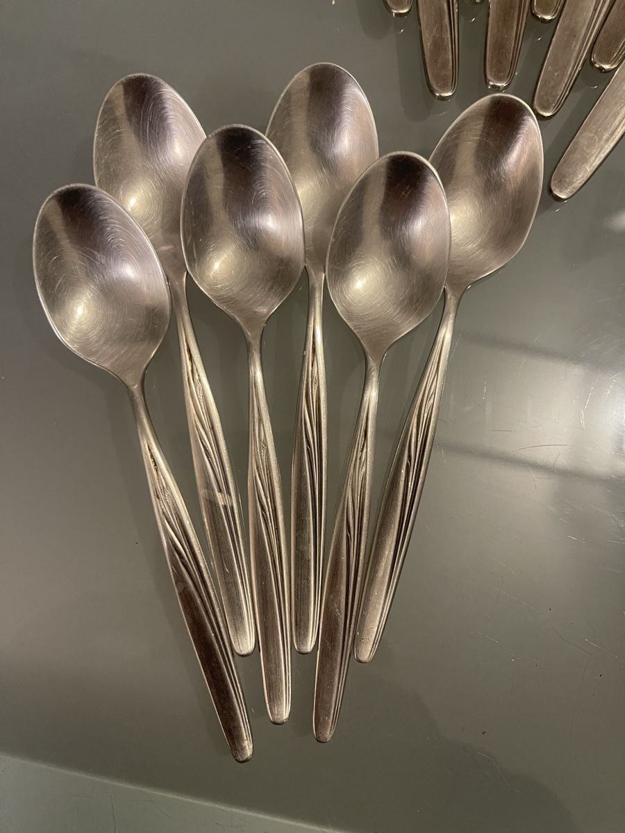 Set di posate: Besteck-set versilbert – Usato da Schlieren venduto da Mattis123 1
