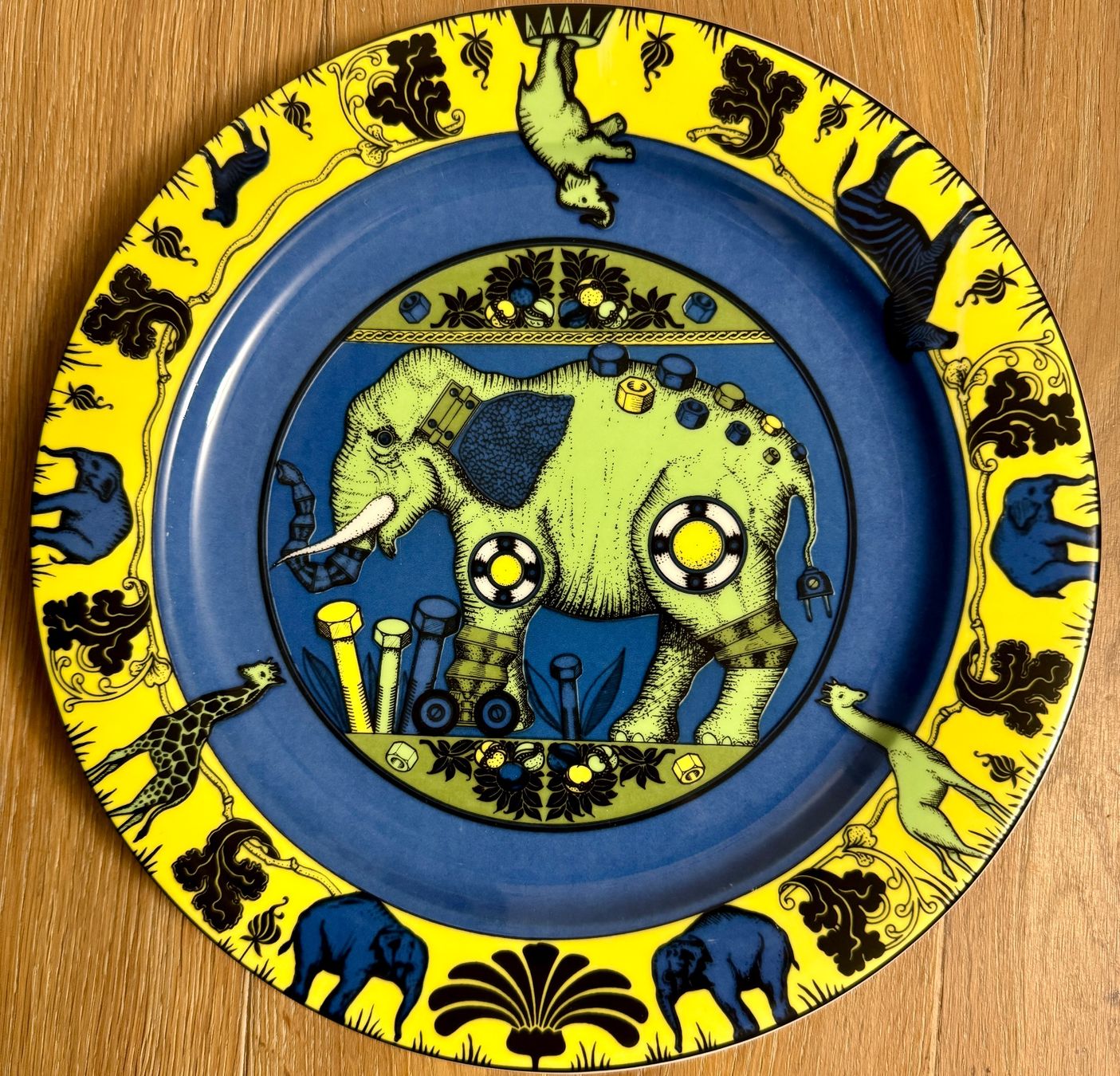 Bopla Piatti: Bopla Speiseteller Teller mega schön! 27 cm Elefant – Usato da Rothrist venduto da Luckywinner