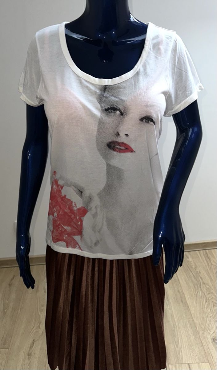 Escada Tops: ESCADA SHIRT GR. M neuwertig – Neu (gemäss Beschreibung) aus Unteraegeri von MH203 3