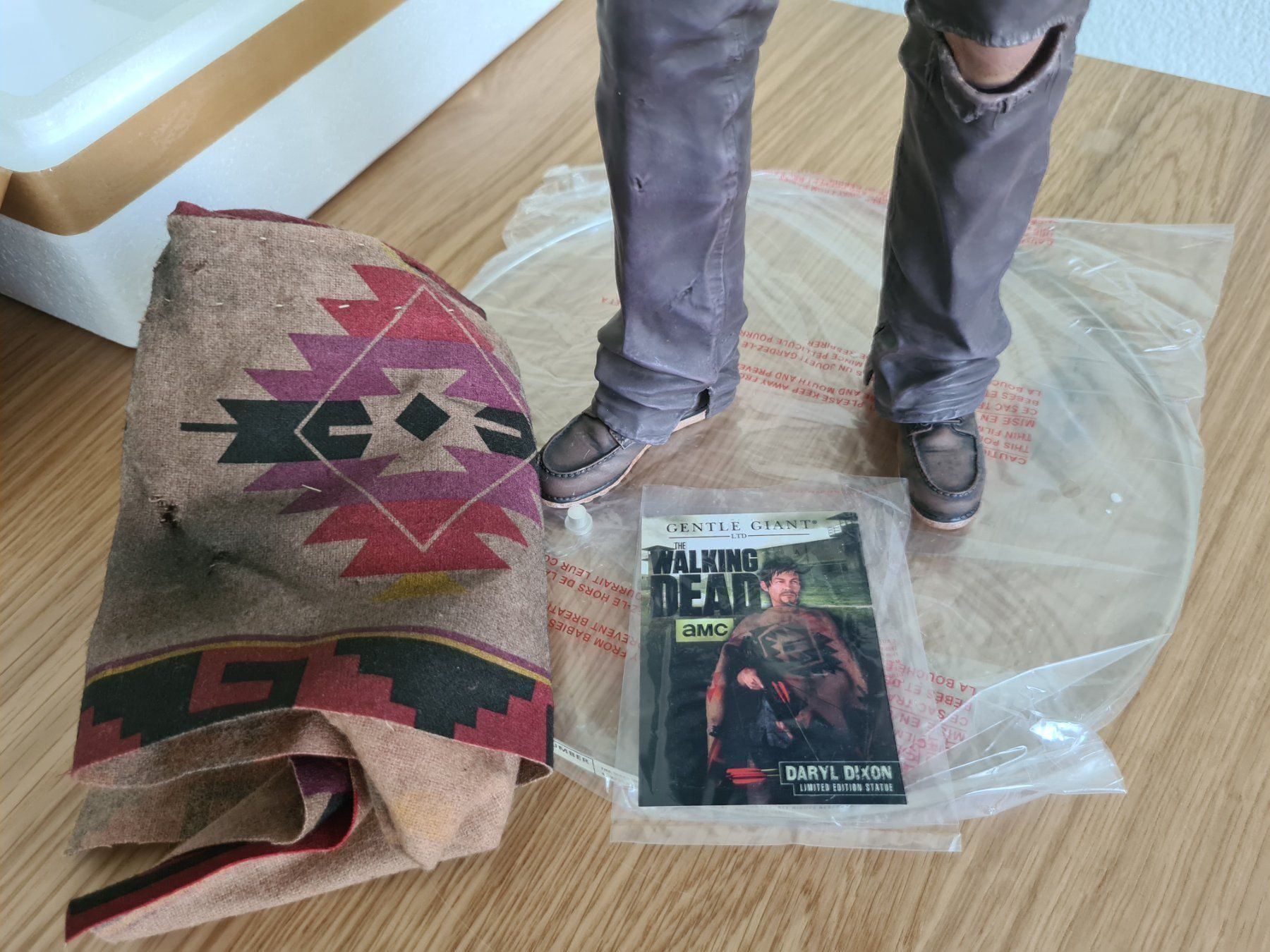 Gentle Giant Statuette: The Walking Dead Daryl Dixon 1/4 Limité – Nuovo e nell'imballaggio originale da Broc venduto da jcr_5cqy 6