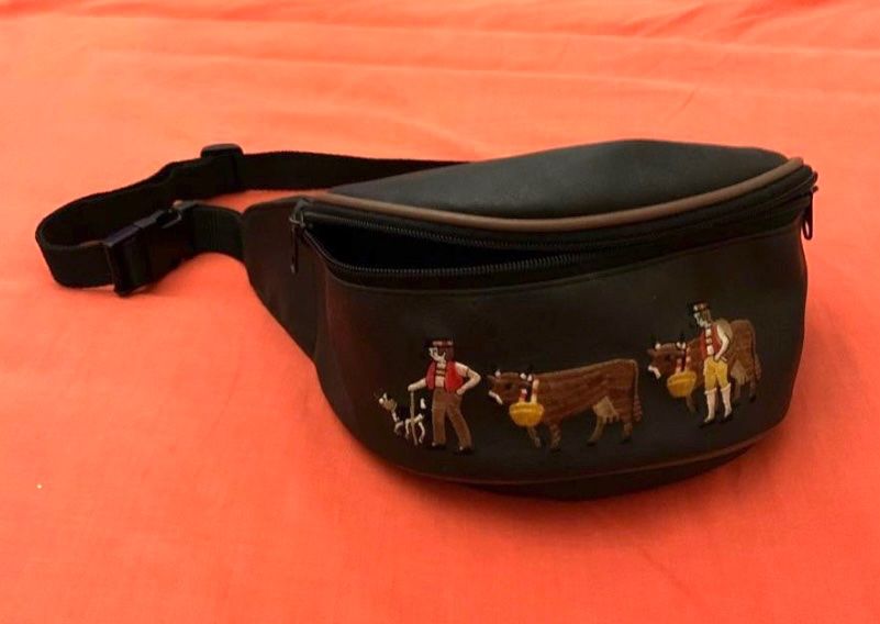 Taschen: Appenzeller Bauchtasche – Gebraucht aus Zürich von benebiene 1