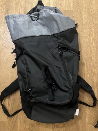Quechua Decathlon MH100 Wanderrucksack 35L – schwarz