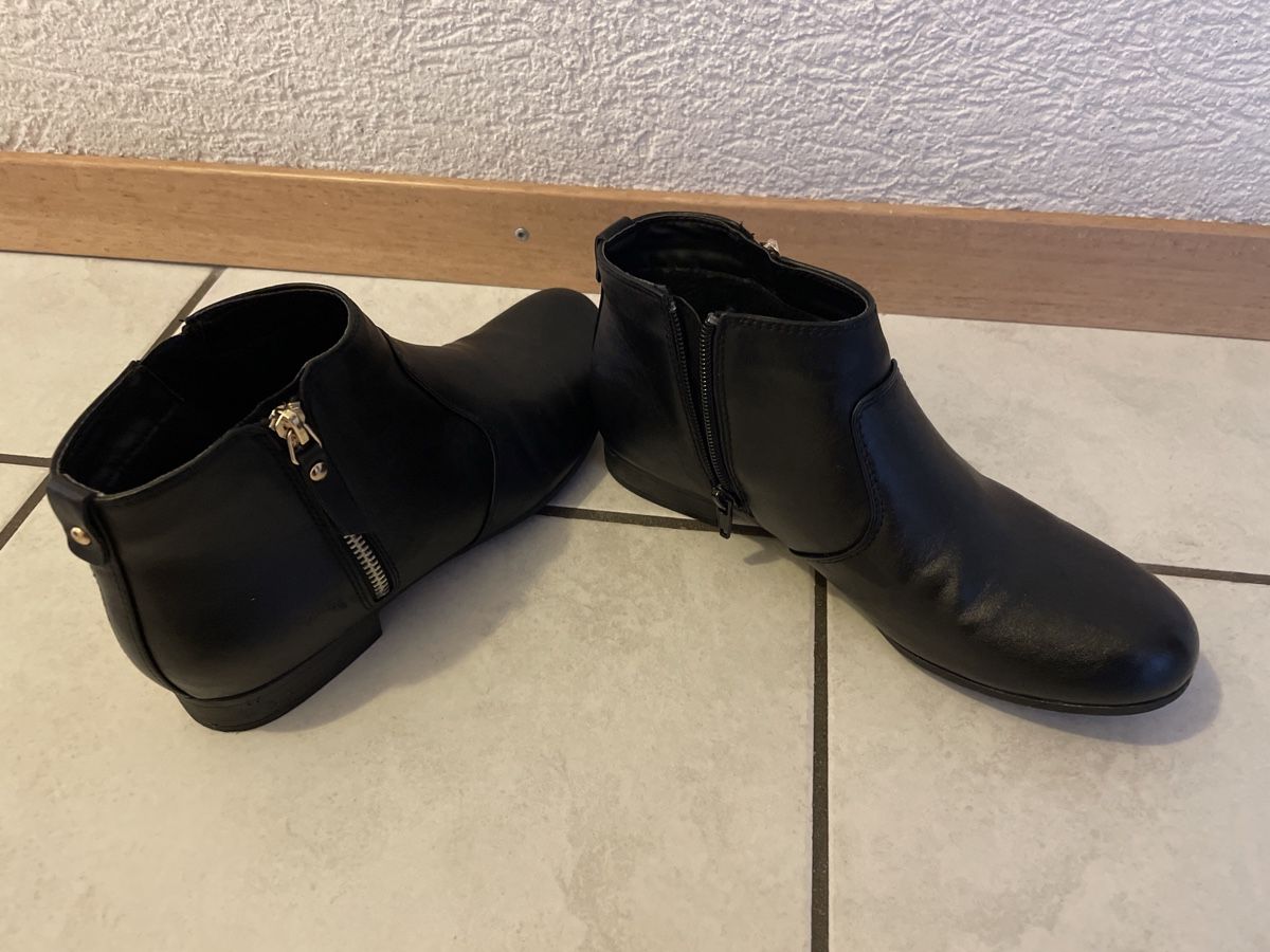 Scarpe da donna: Bottines noires – Usato da Pont-de-la-Morge (Sion) venduto da hel_bh28