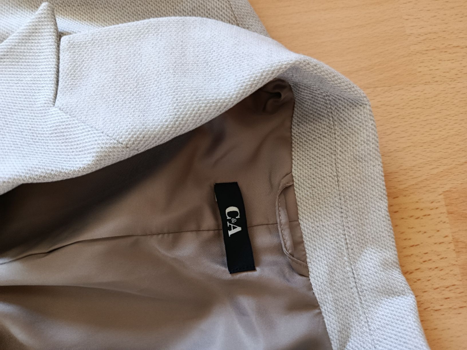 C&A Giacche: Blazer C&A beige - NEUF - taille 38  – Nuovo (secondo la descrizione) da Moutier venduto da Etoilesupersonic 1