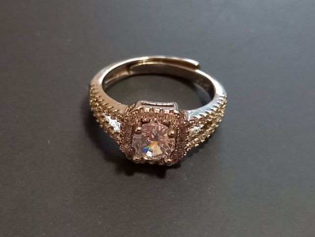 Ringe: Ring, verstellbar (54 bis 60) – Gebraucht aus St-Prex von big_c6bb
