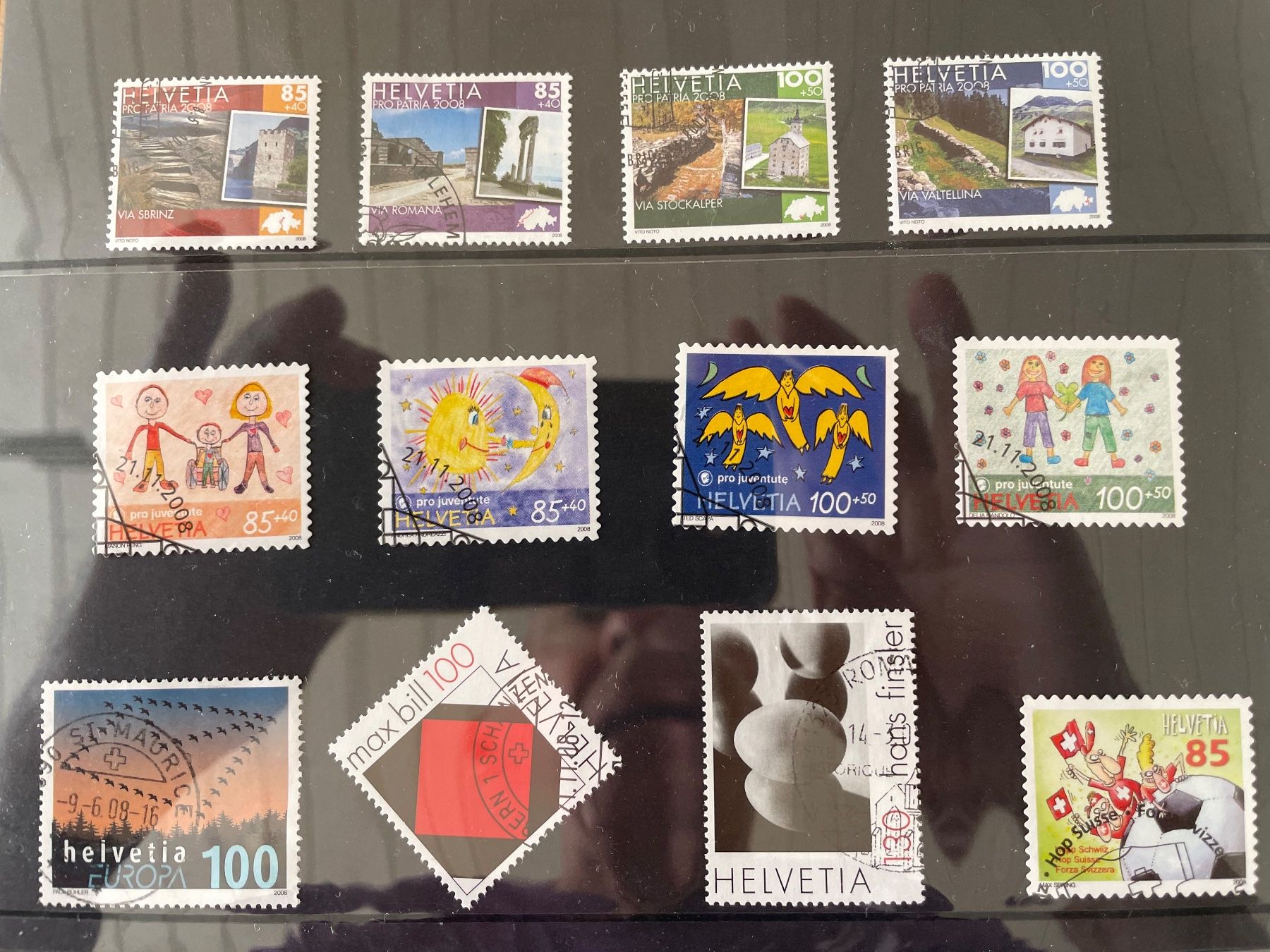 Tutti i francobolli: ANNEE 2008 COMPLETE dès 5.- ! – Usato da Sonceboz-Sombeval venduto da Comment2 1