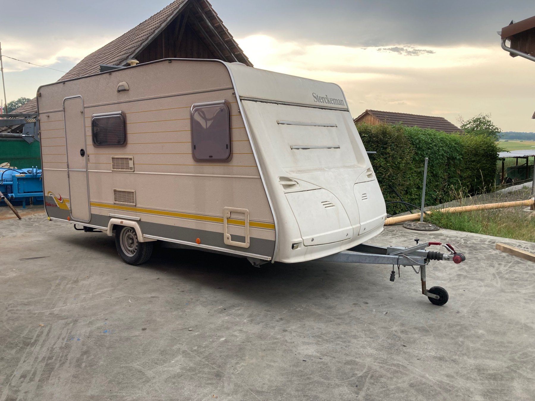 Anhänger: Wohnwagen Sterckeman 430 CP – Defekt aus Hüttwilen von atv856 1